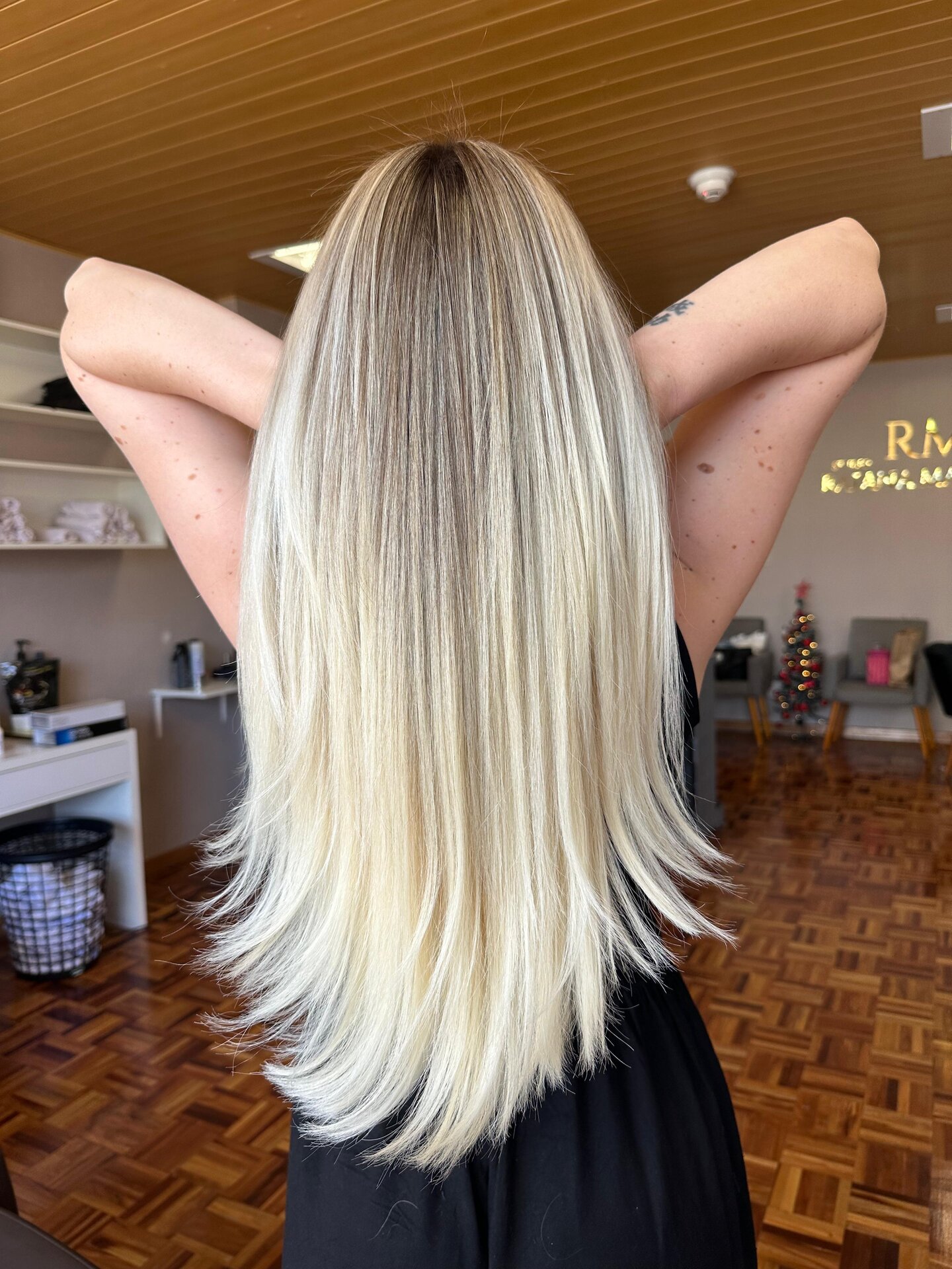 Coloração e Mechas por Raiana Machado